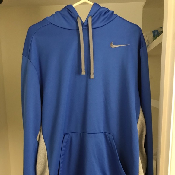 nike thermal sweater